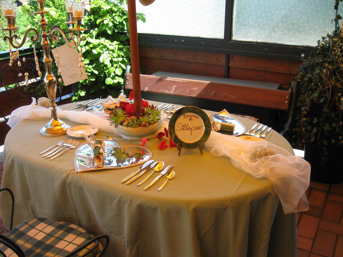 Hotel-Restaurant Lindenhof Kreuzwertheim Eksteriør bilde